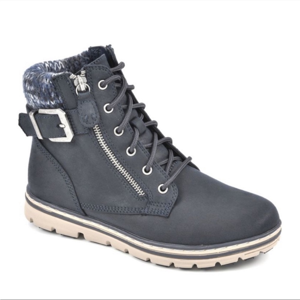 Cliffs Kelsie Lace Up Hiker Bootie Navy NEW Size 9.5 Buckle Detail